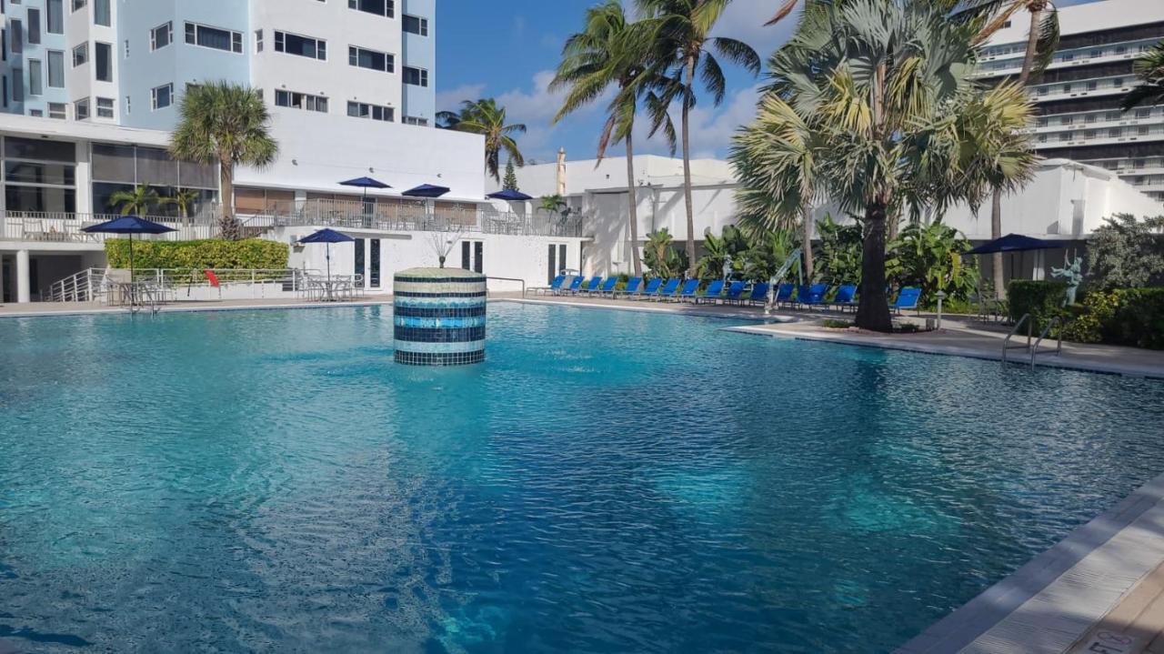 Sherry Frontenac Oceanfront Miami Beach Exterior foto