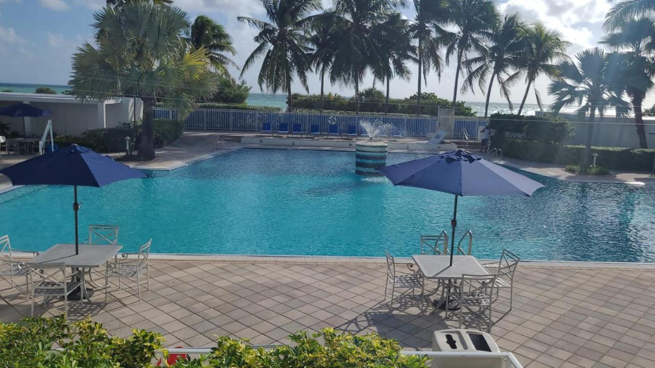Sherry Frontenac Oceanfront Miami Beach Exterior foto